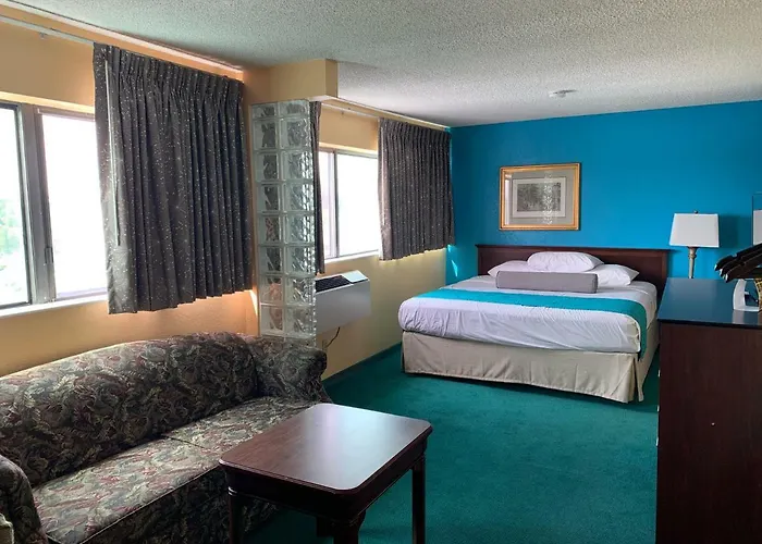 Howard Johnson By Wyndham Denver West