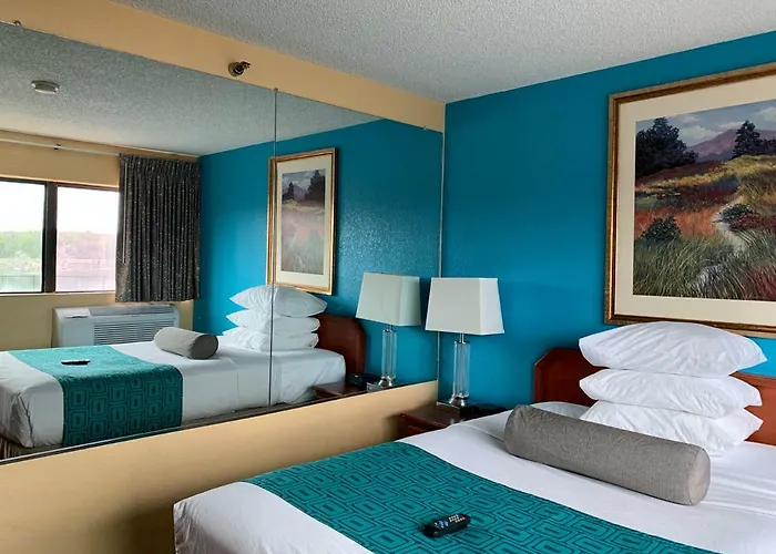 Howard Johnson By Wyndham Denver West